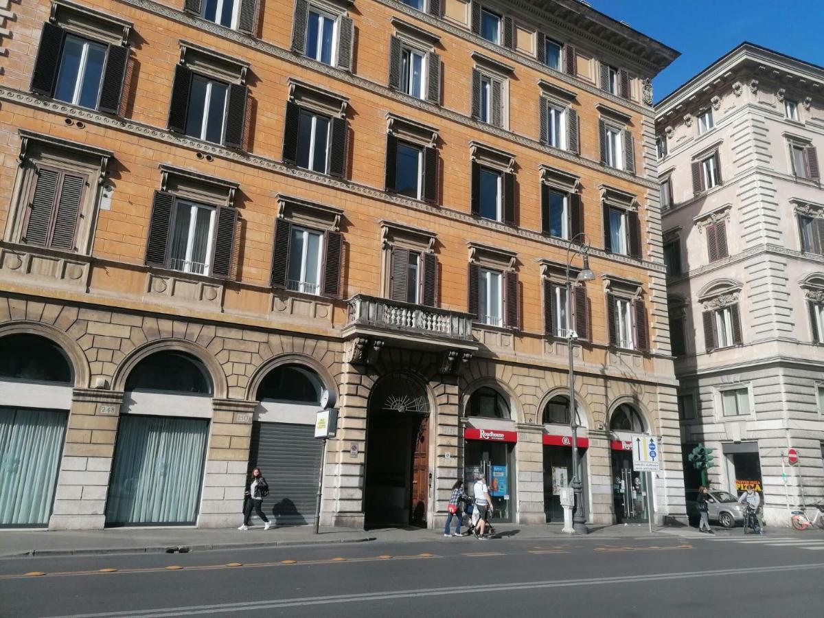 Vittorio Emanuele Apartment Rome Bagian luar foto